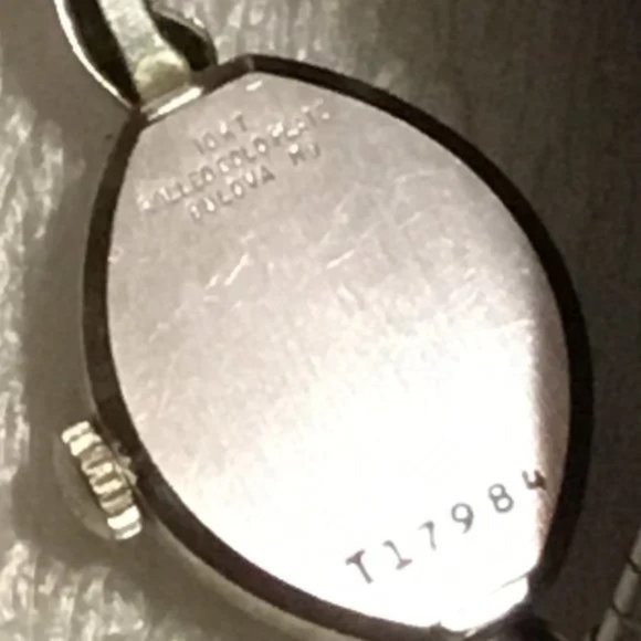 Vintage & gorgeous lady's 10k rolled gold plate Bulova 23 watch - still works! - Picture 11 of 12